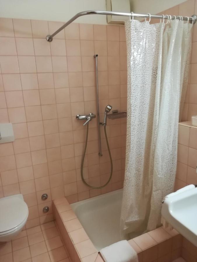 Bed & Breakfast クール エクステリア 写真